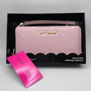 Betsey Johnson Wallet Embroidered Hearts Blush Pink White Zip Around Wristlet